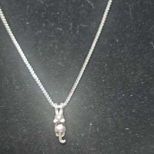 Silver Cat Necklace Hangs 10in